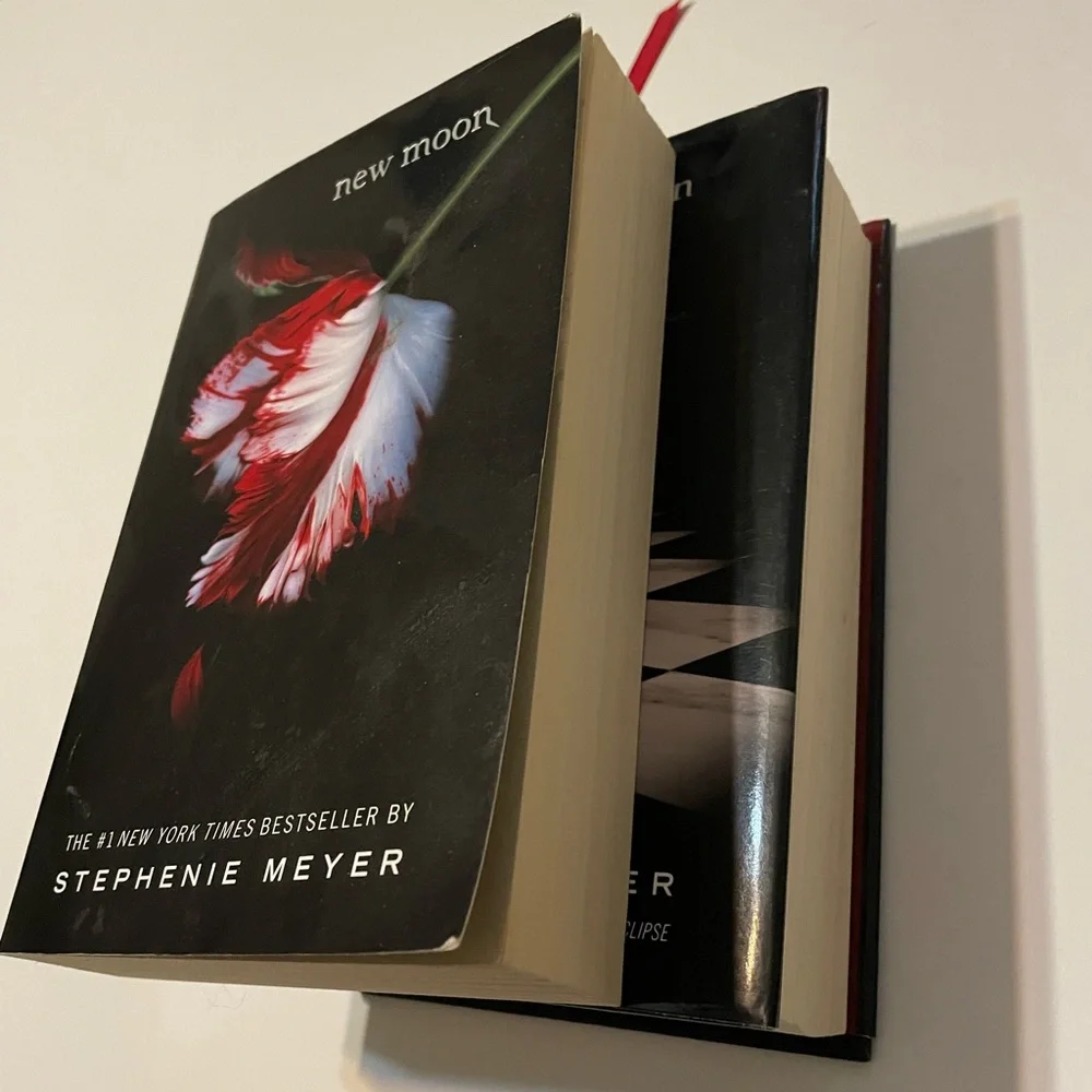 Bundle of 2 The Twilight Breaking Dawn / New Moon Hardcover First Edition